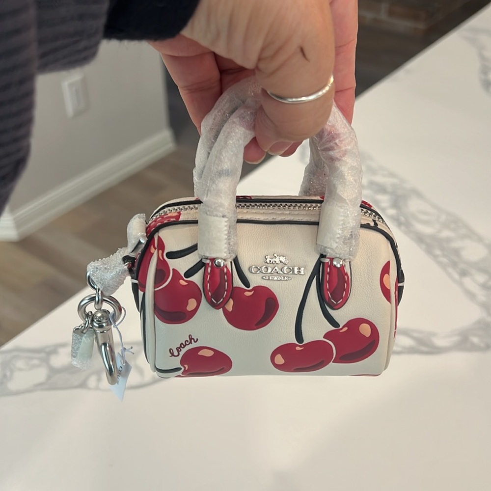 ππCOACH Mini Bag Charm.. - Picture 11 of 16
